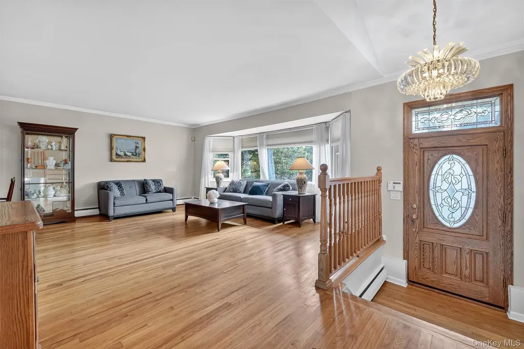 177 Finmor Drive White Plains NY 10607