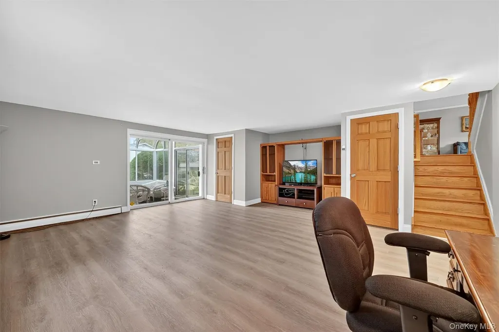 177 Finmor Drive White Plains NY 10607
