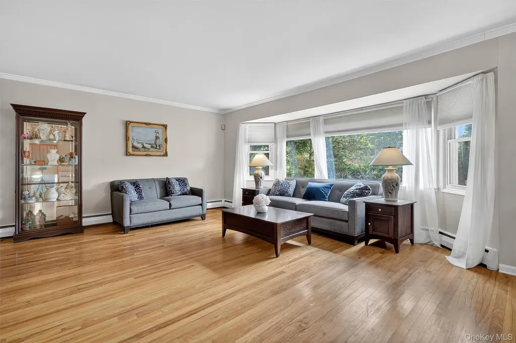 177 Finmor Drive White Plains NY 10607