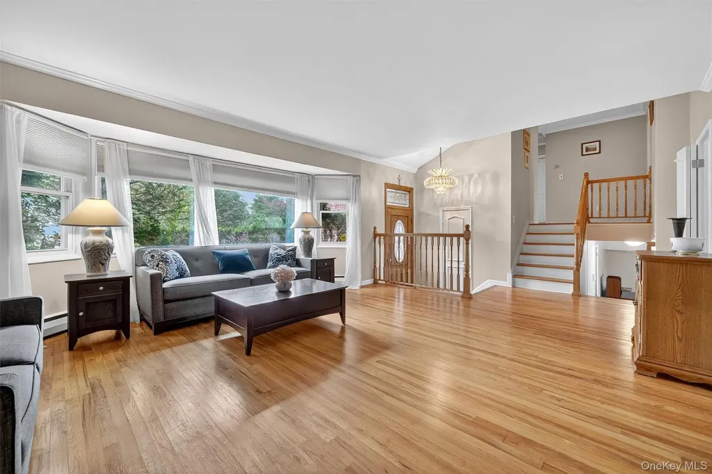 177 Finmor Drive White Plains NY 10607