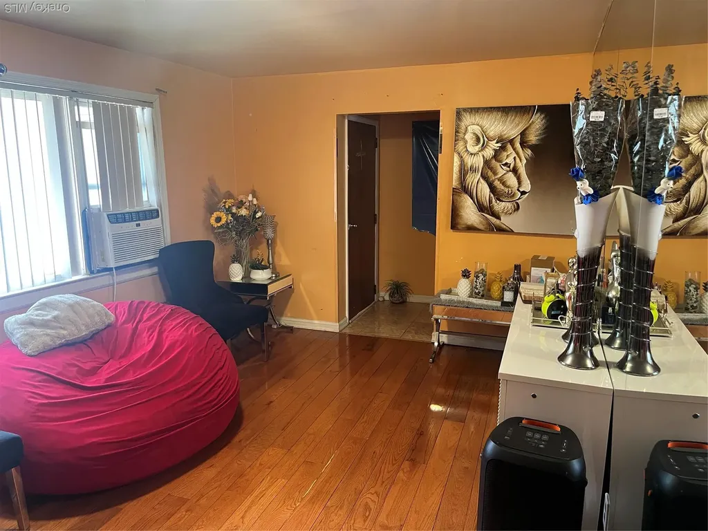 4070 Bruner Avenue Bronx NY 10466