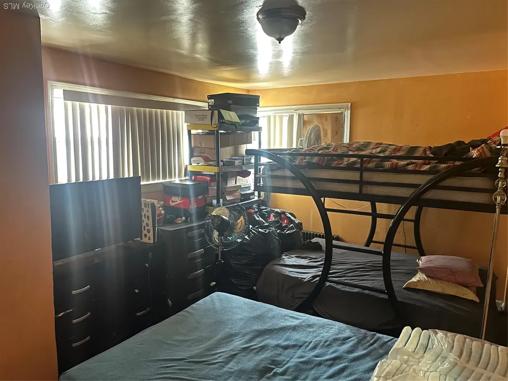 4070 Bruner Avenue Bronx NY 10466
