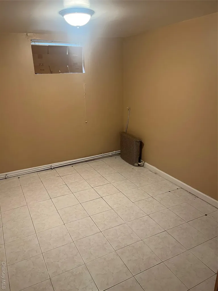 4070 Bruner Avenue Bronx NY 10466