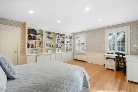 290 Overlook Road New Rochelle NY 10804