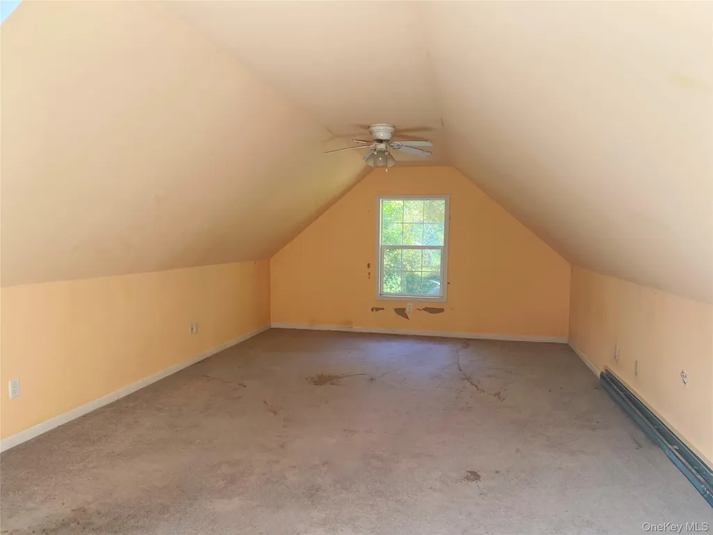 71 Easy Street Hurley NY 12443