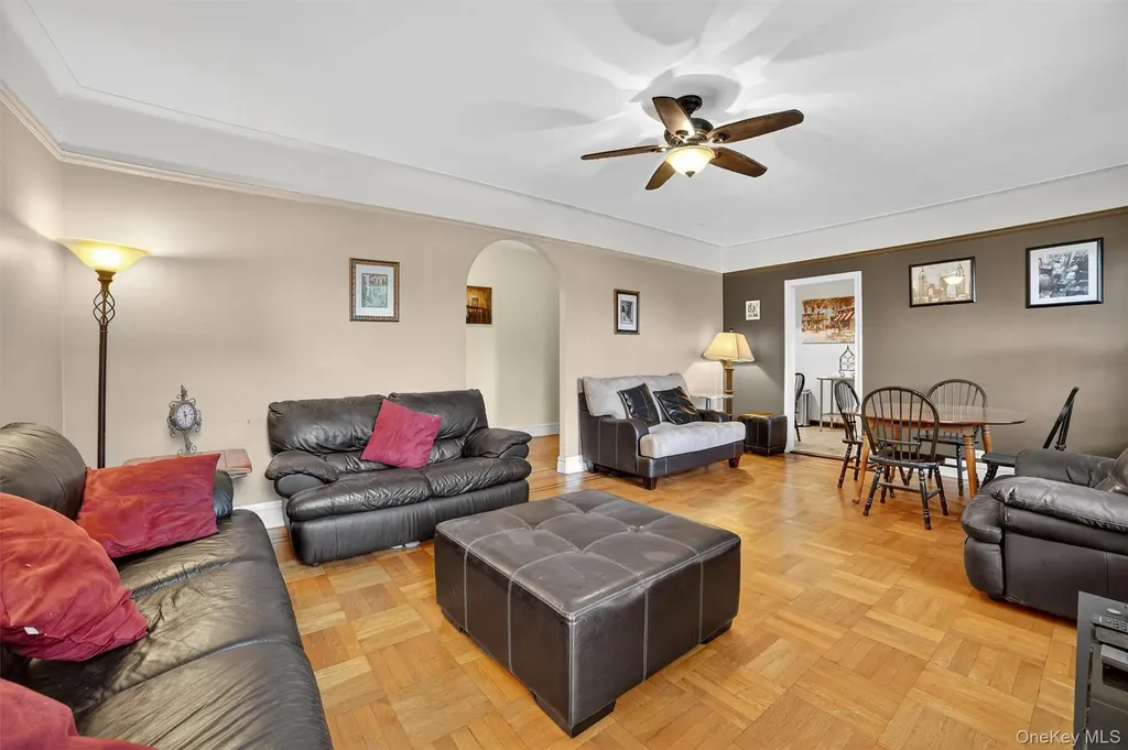 219 Bronx River Road Yonkers NY 10704