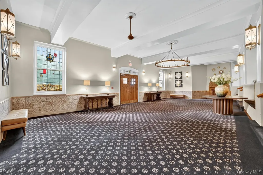 219 Bronx River Road Yonkers NY 10704