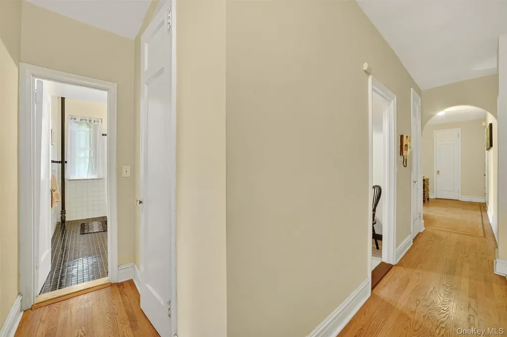 219 Bronx River Road Yonkers NY 10704