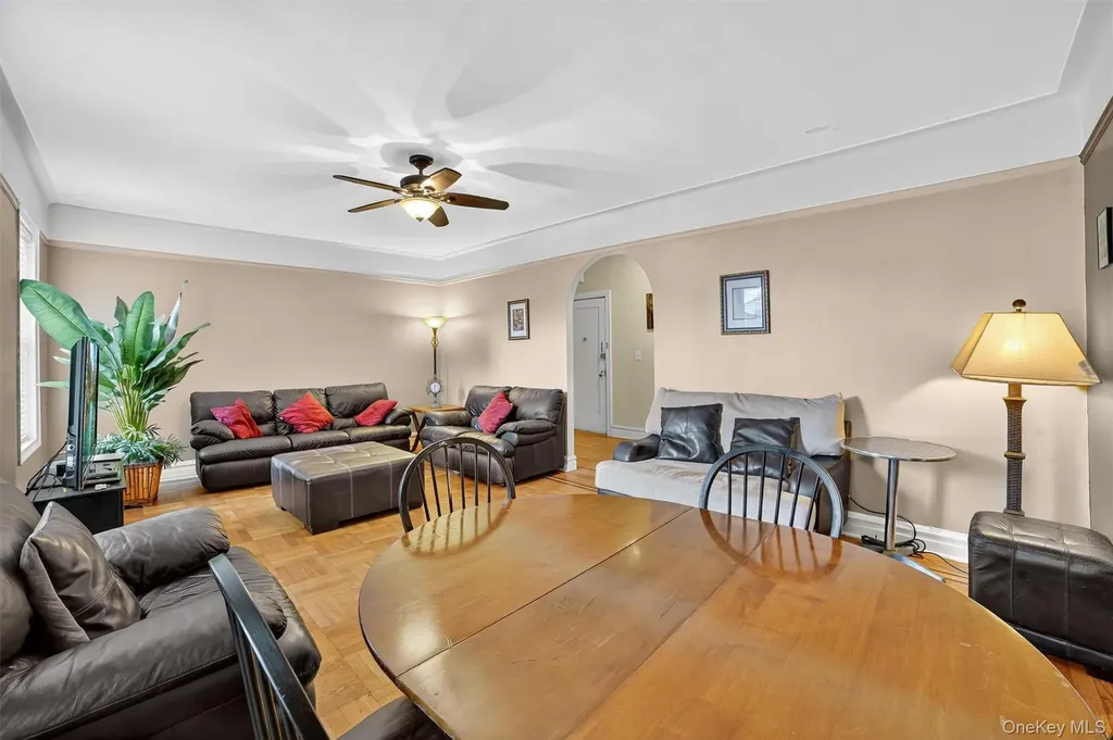 219 Bronx River Road Yonkers NY 10704