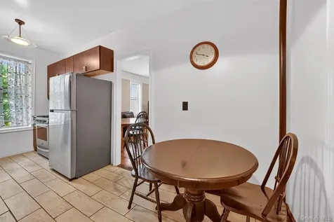 219 Bronx River Road Yonkers NY 10704