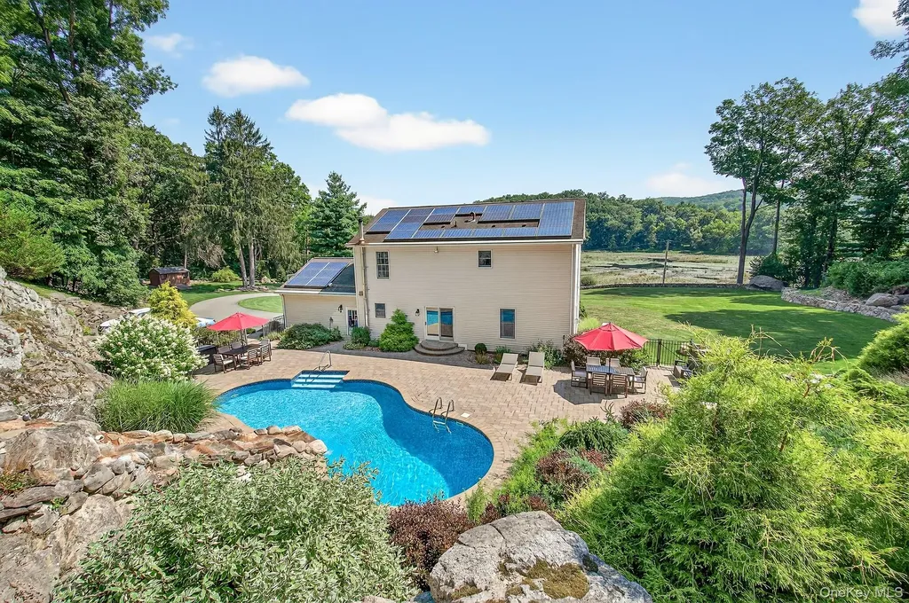 23 Barrett Pond Road Cold Spring NY 10516