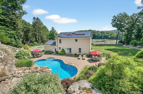 23 Barrett Pond Road Cold Spring NY 10516