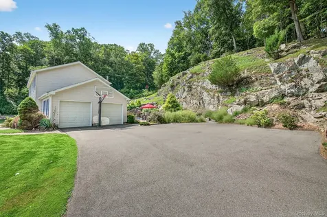 23 Barrett Pond Road Cold Spring NY 10516
