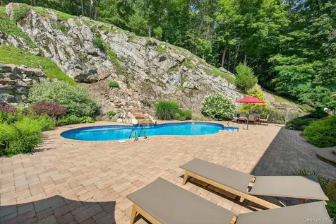 23 Barrett Pond Road Cold Spring NY 10516