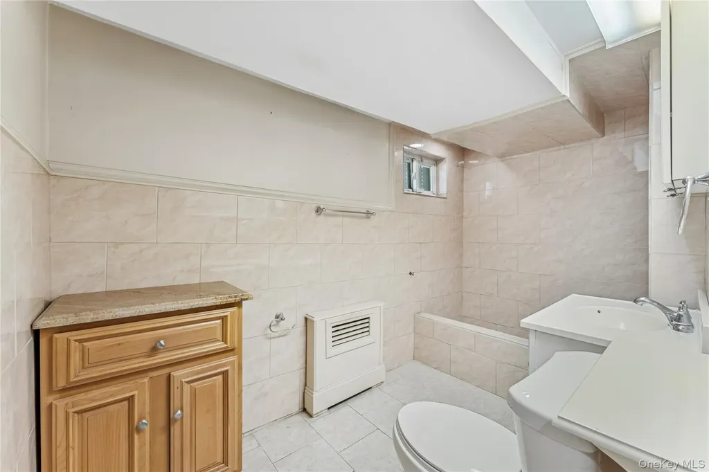 4109 Avenue I Brooklyn NY 11210