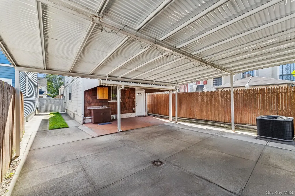 4109 Avenue I Brooklyn NY 11210