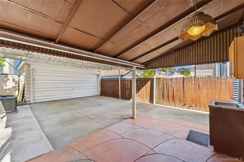4109 Avenue I Brooklyn NY 11210