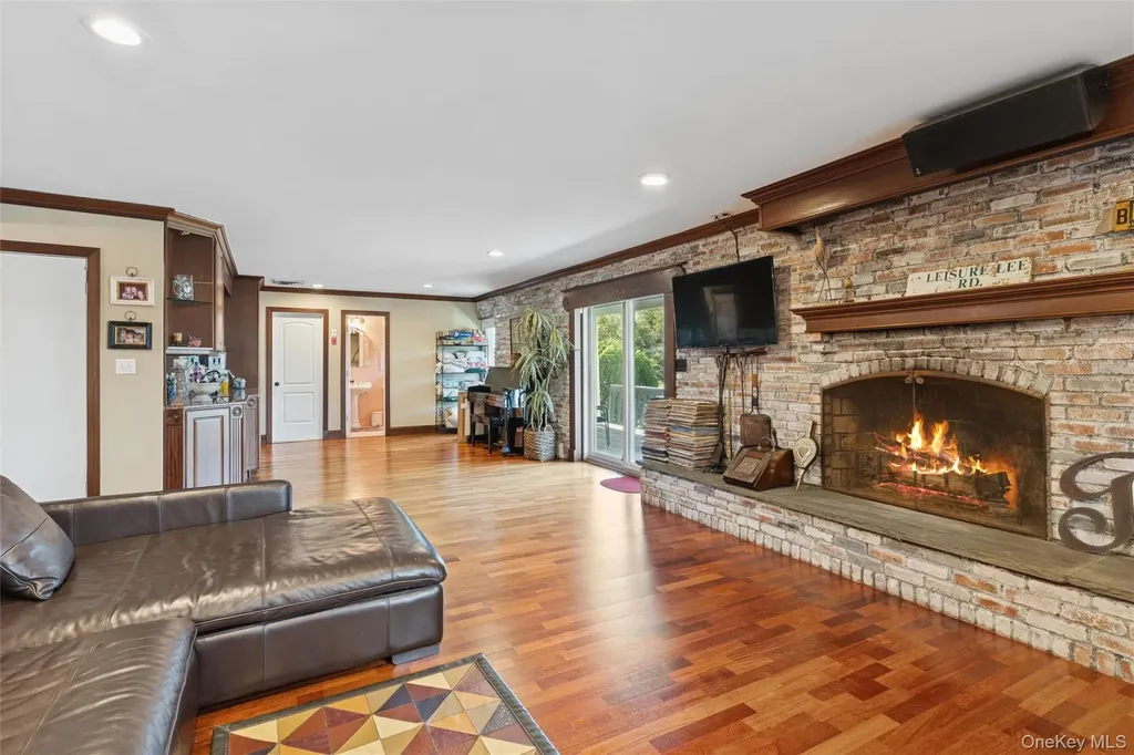 2858 Shore Road Bellmore NY 11710
