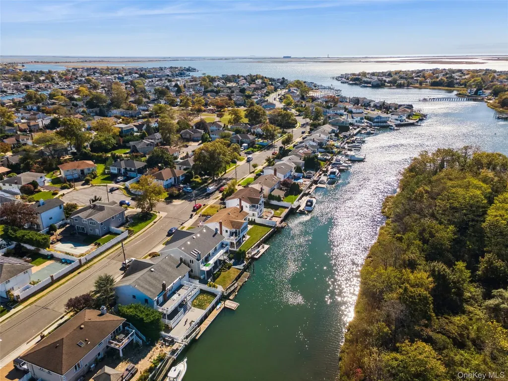 2858 Shore Road Bellmore NY 11710