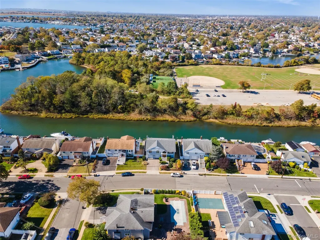 2858 Shore Road Bellmore NY 11710