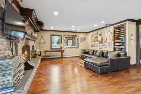 2858 Shore Road Bellmore NY 11710