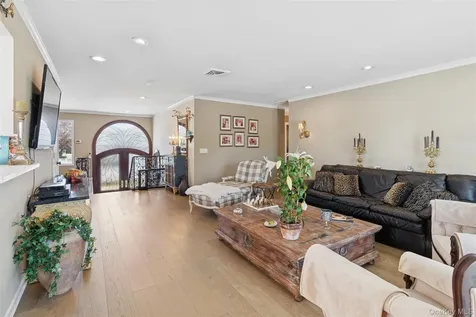 2858 Shore Road Bellmore NY 11710