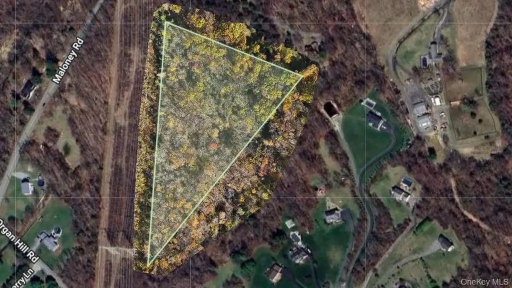 Maloney Road Poughkeepsie NY 12603