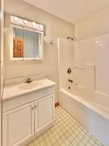 15 Wyant Drive Rhinebeck NY 12572