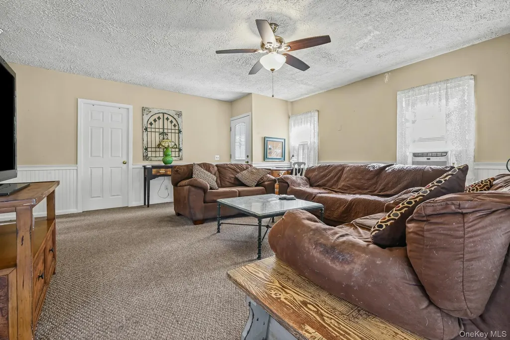 870 Guy Lombardo Avenue Freeport NY 11520