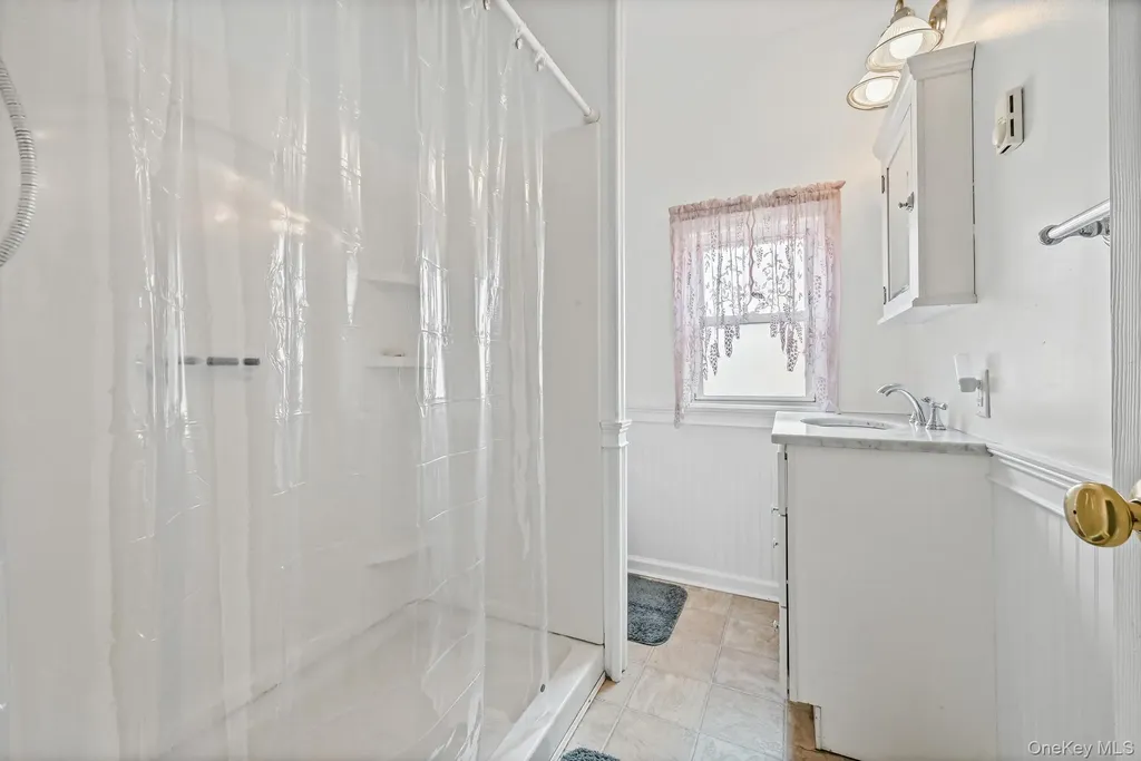 870 Guy Lombardo Avenue Freeport NY 11520