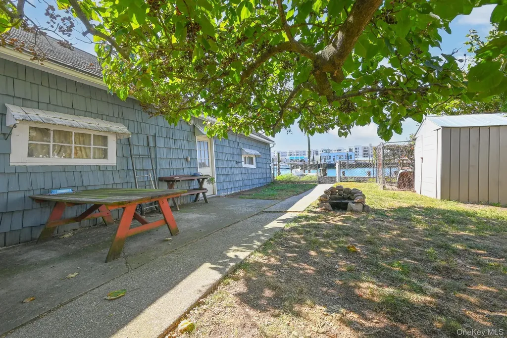 870 Guy Lombardo Avenue Freeport NY 11520
