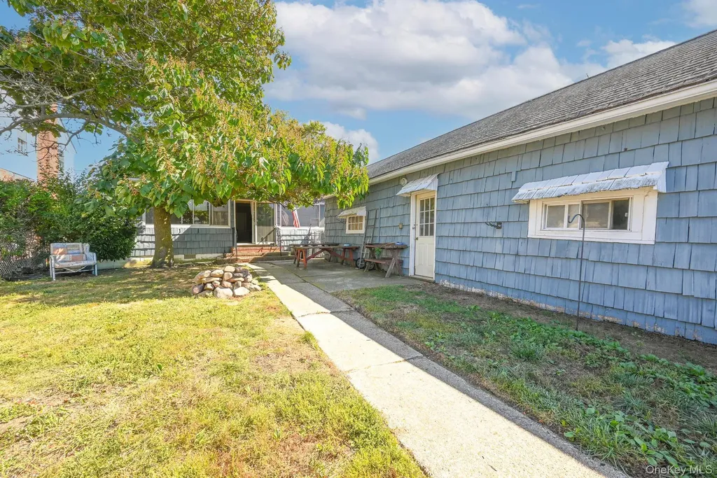 870 Guy Lombardo Avenue Freeport NY 11520