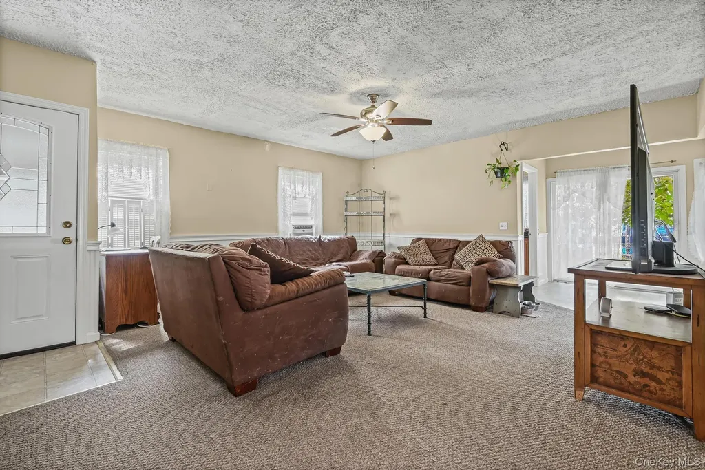 870 Guy Lombardo Avenue Freeport NY 11520