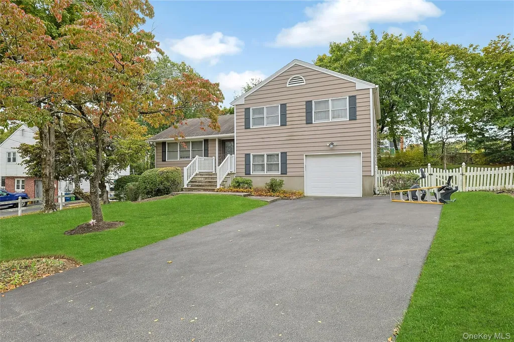 27 Sunrise Drive Stony Point NY 10980