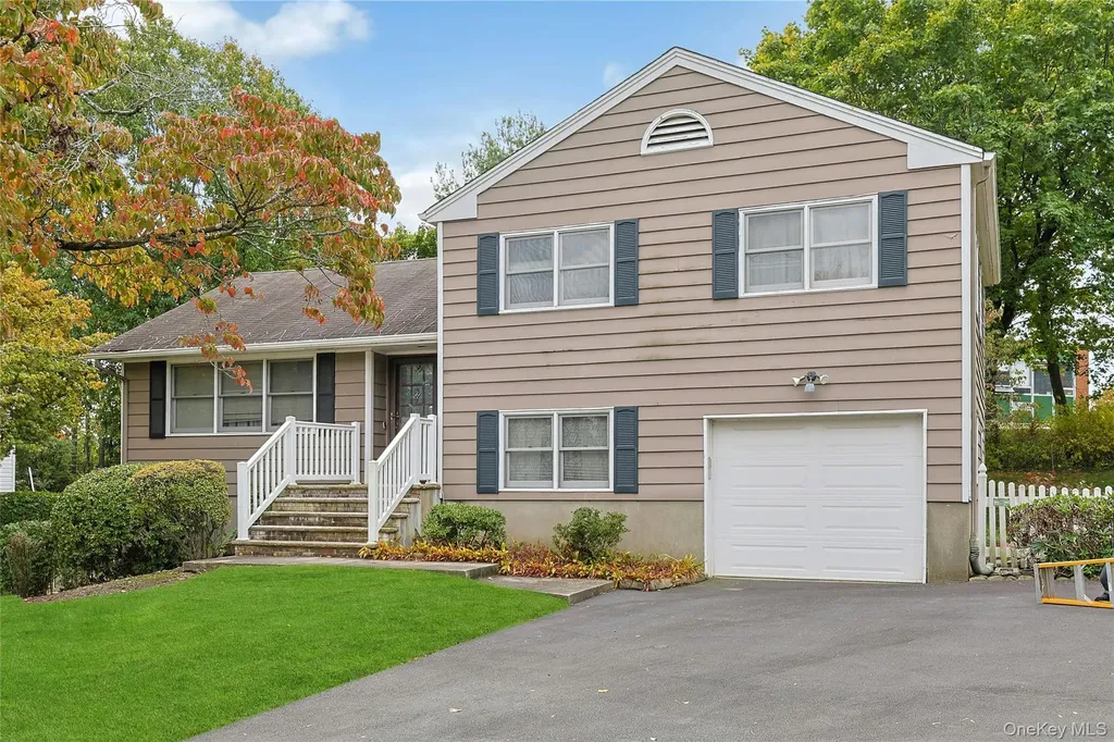 27 Sunrise Drive Stony Point NY 10980