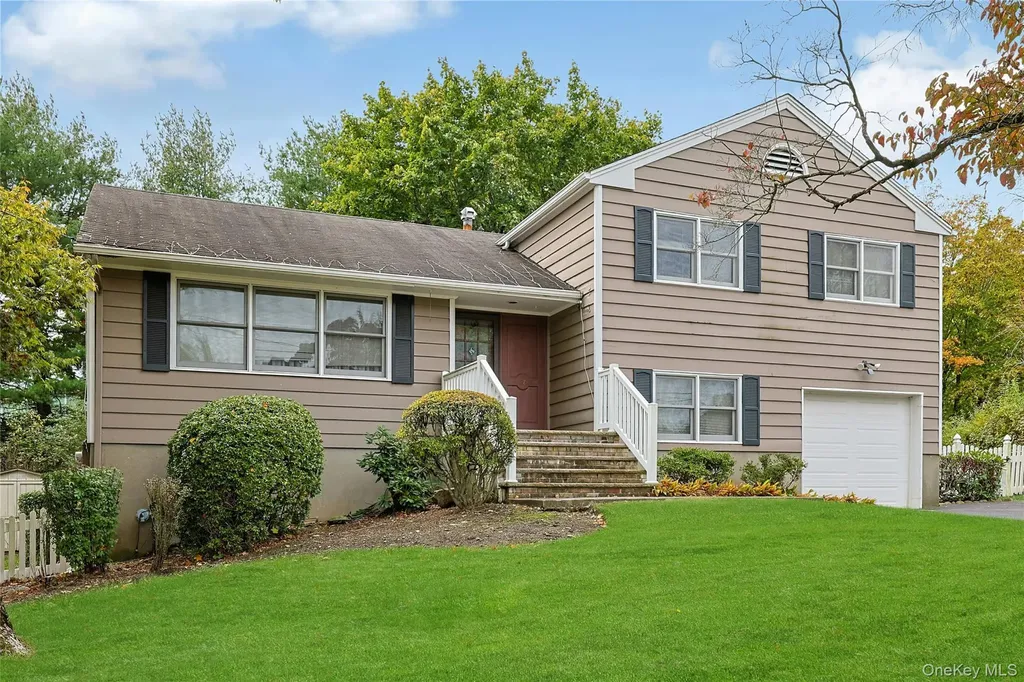 27 Sunrise Drive Stony Point NY 10980