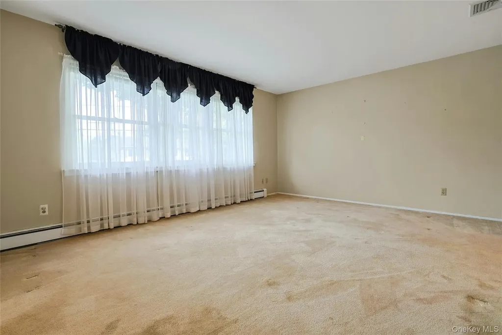 27 Sunrise Drive Stony Point NY 10980