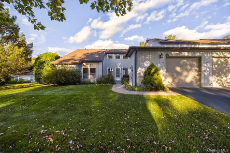 23 Pond Drive E Rhinebeck NY 12572