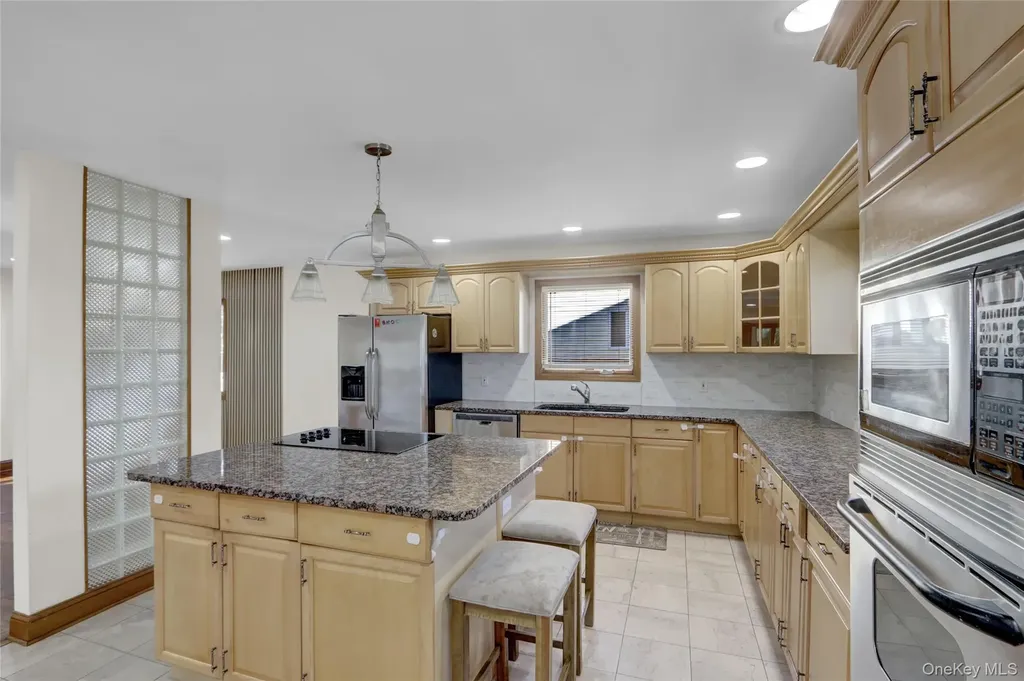 600 Plainview Road Plainview NY 11803