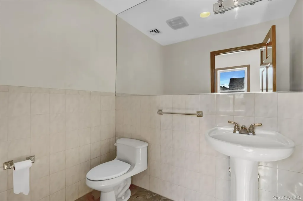 600 Plainview Road Plainview NY 11803