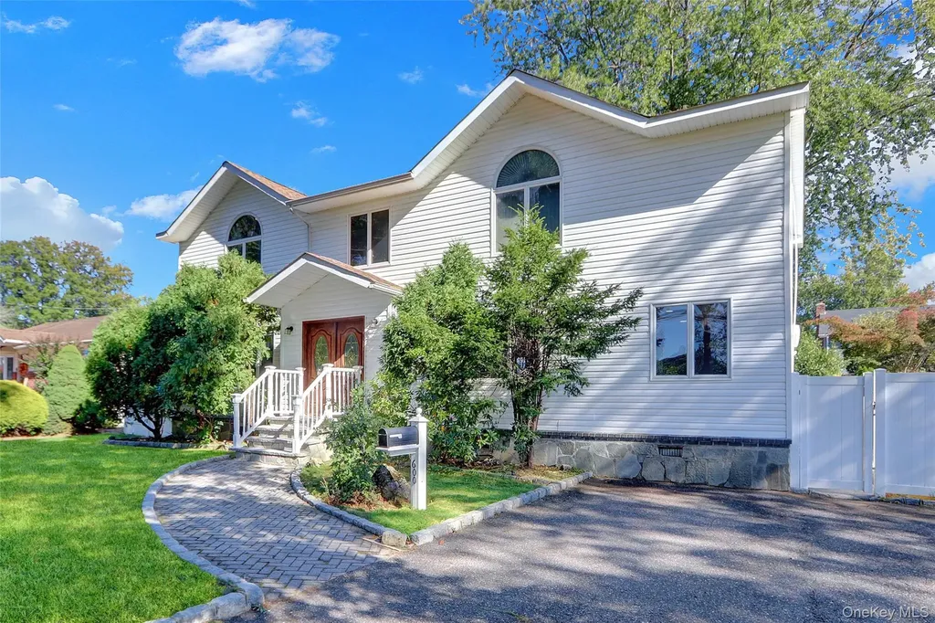 600 Plainview Road Plainview NY 11803