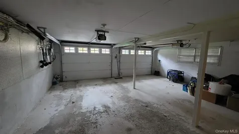 7 Margaret Drive Hyde Park NY 12538