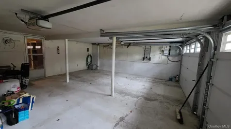 7 Margaret Drive Hyde Park NY 12538