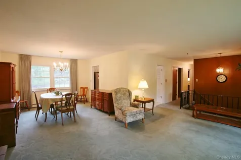 7 Margaret Drive Hyde Park NY 12538