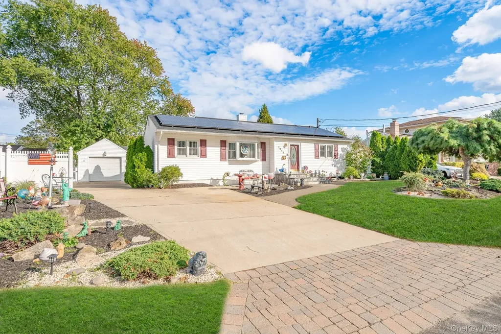 1019 Carll Drive Bay Shore NY 11706