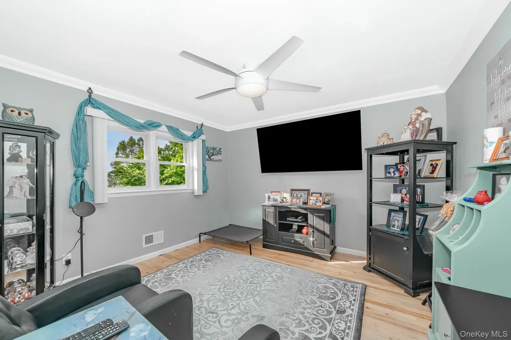 1019 Carll Drive Bay Shore NY 11706
