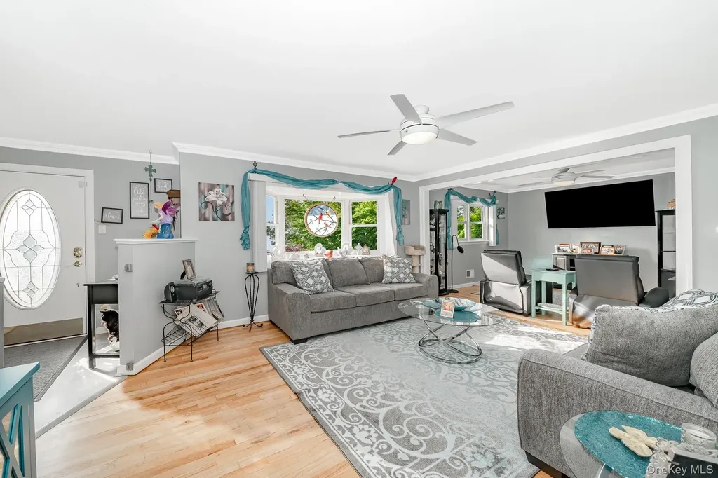 1019 Carll Drive Bay Shore NY 11706