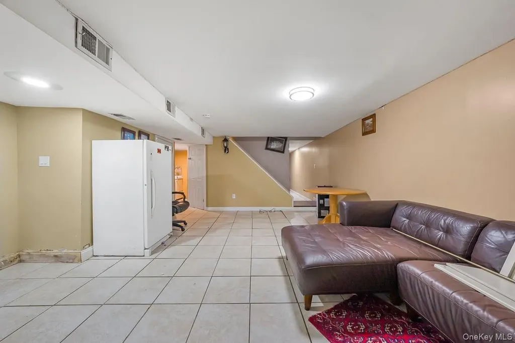 13024 Springfield Boulevard Springfield Gardens NY 11413