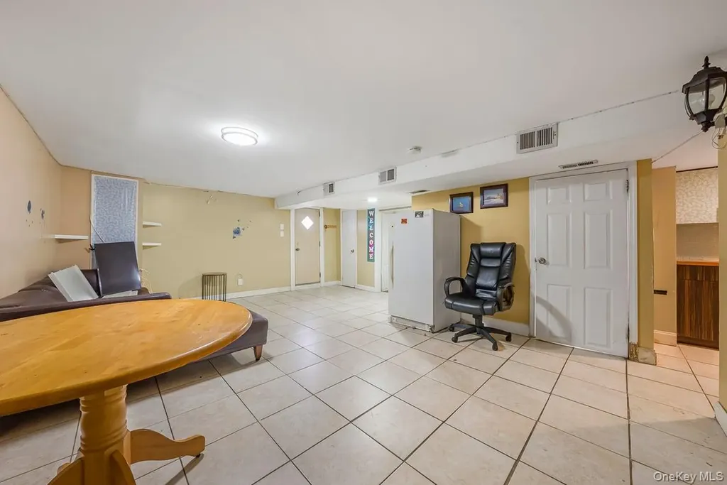 13024 Springfield Boulevard Springfield Gardens NY 11413