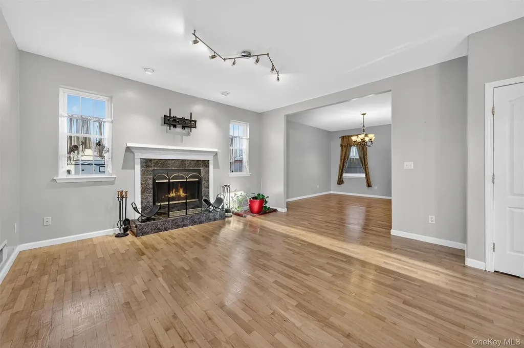 21 Devans Drive Otisville NY 10963